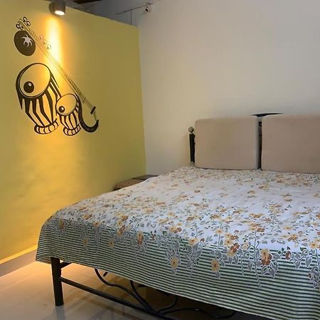 Sukant Homestay, Palu, Murbād Buitenkant foto