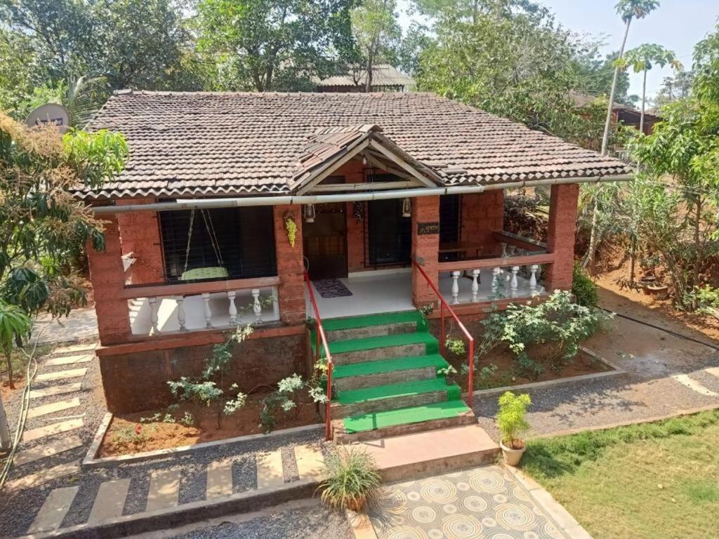 Sukant Homestay, Palu, Murbād Buitenkant foto