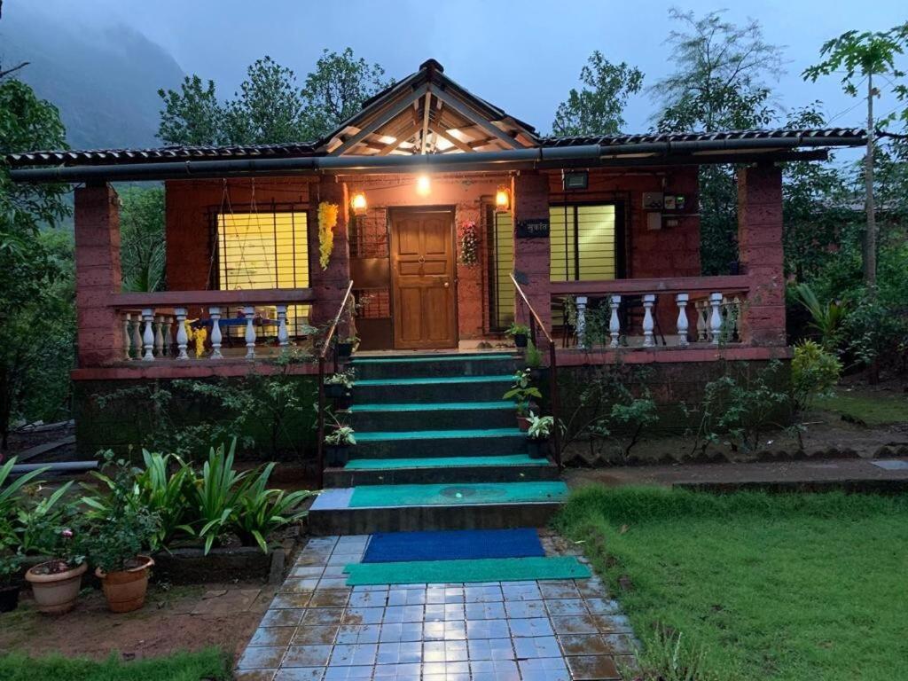 Sukant Homestay, Palu, Murbād Buitenkant foto
